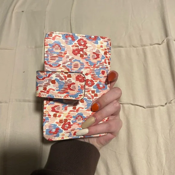 FLORAL INDEXER WALLET - Picture 6 of 7